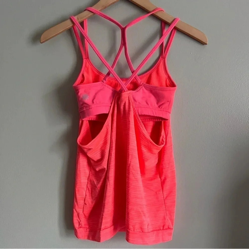 Athleta Energize Mesh Strappy Layered Look
Athletic Tank Size XXS - Picture 2 of 12